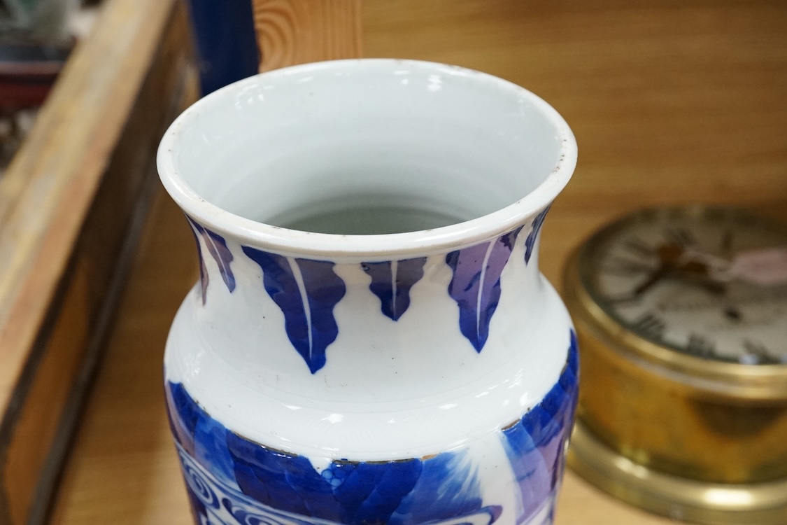 A Chinese blue and white rolwagen vase, 39cm high